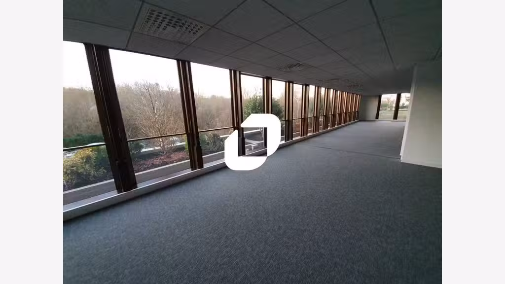 A louer Bureaux 3541m² Louveciennes