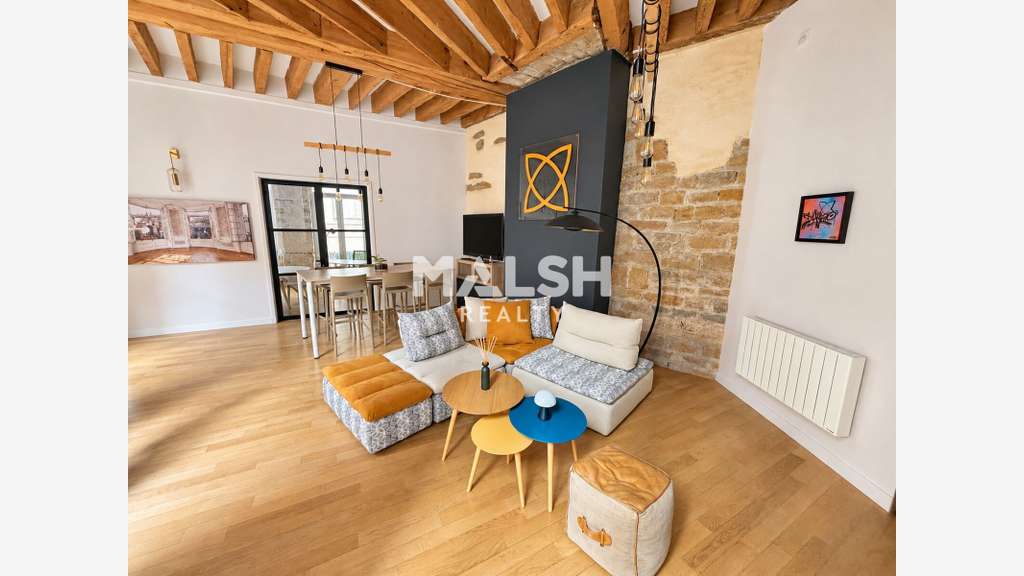 BUREAUX - A LOUER - 87 m² - LYON 1