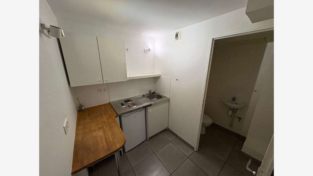 A louer local commercial de 97m² à Lyon 69001