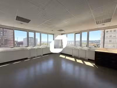 A louer Bureaux 2068m² Lyon