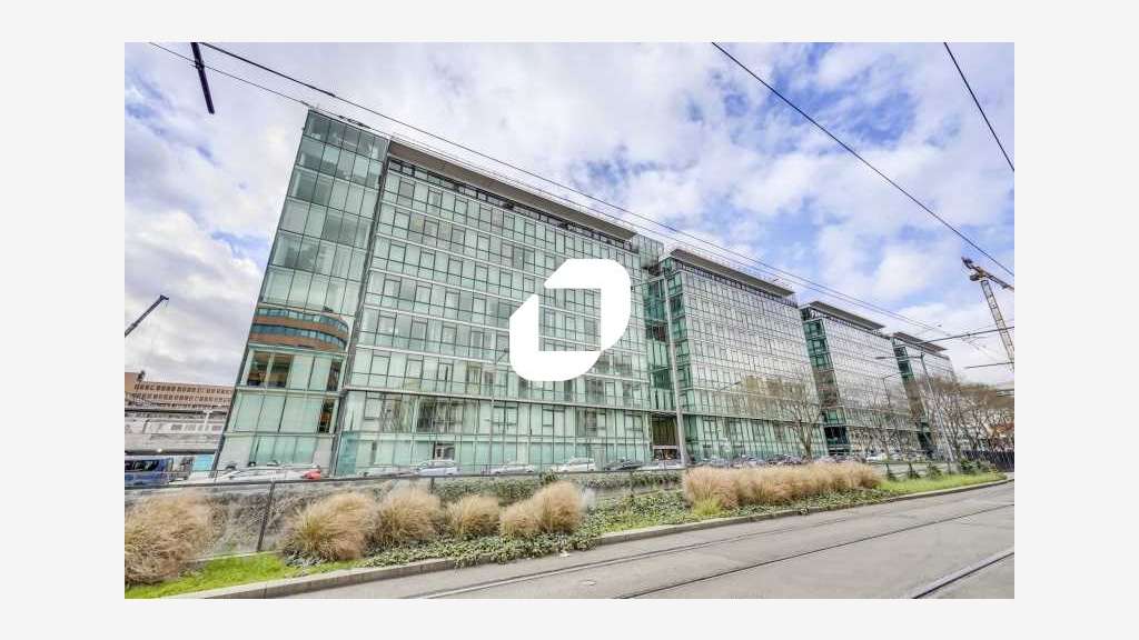 A louer Bureaux 4588m² Lyon