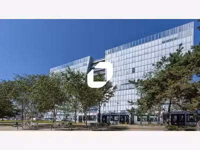 A louer Bureaux 641m² Lyon