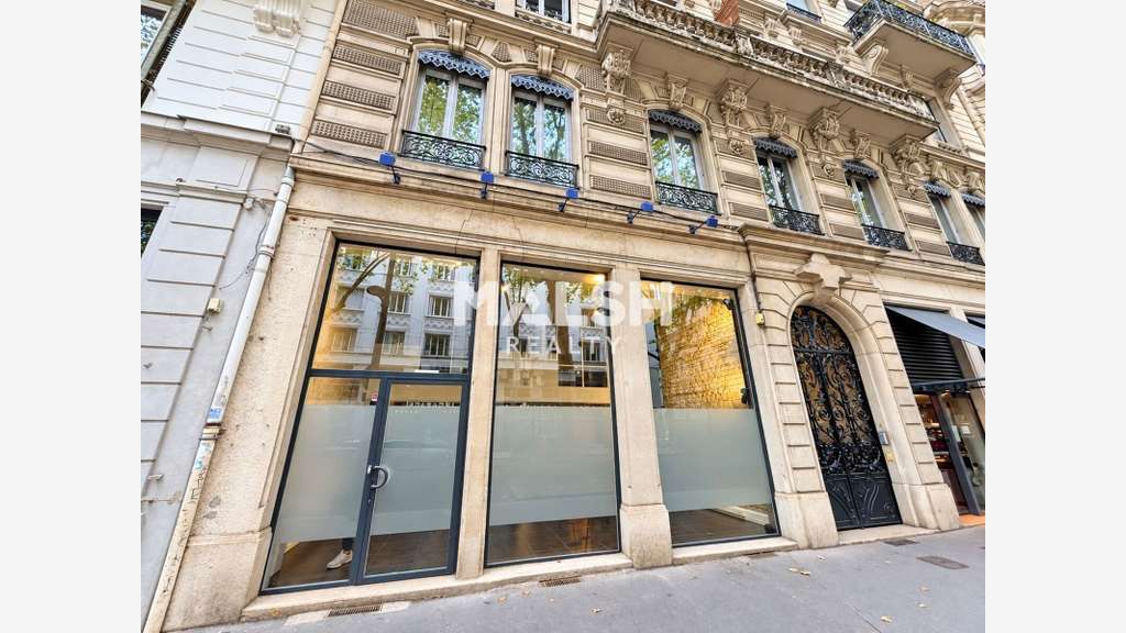 BUREAUX - A LOUER - LYON 3 - 215 M²