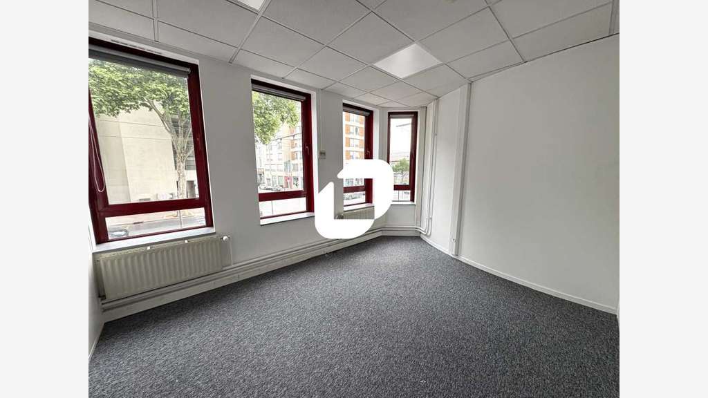 A louer Bureaux 2130m² Lyon