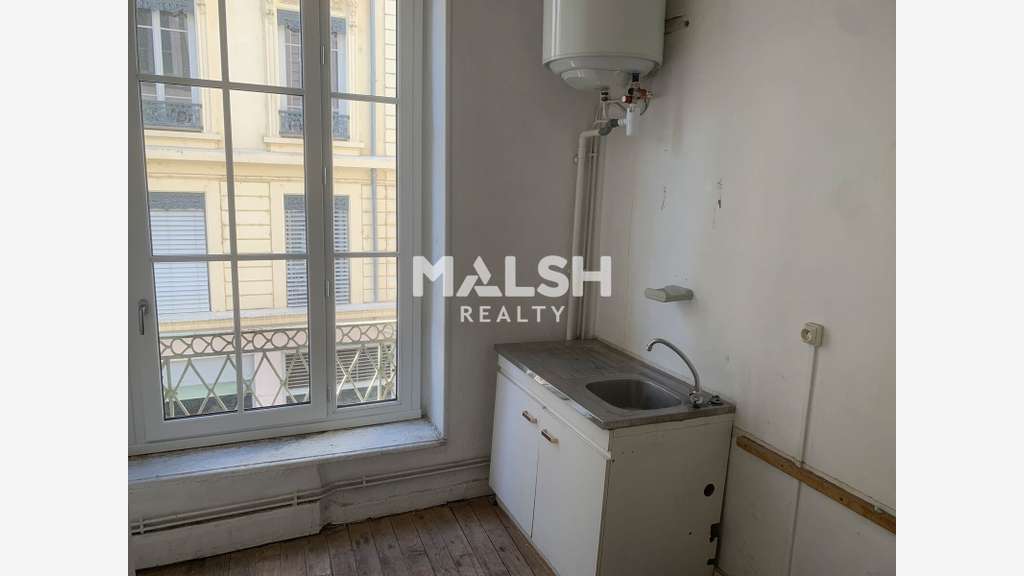 BUREAUX À LOUER - 125 m² - LYON 7