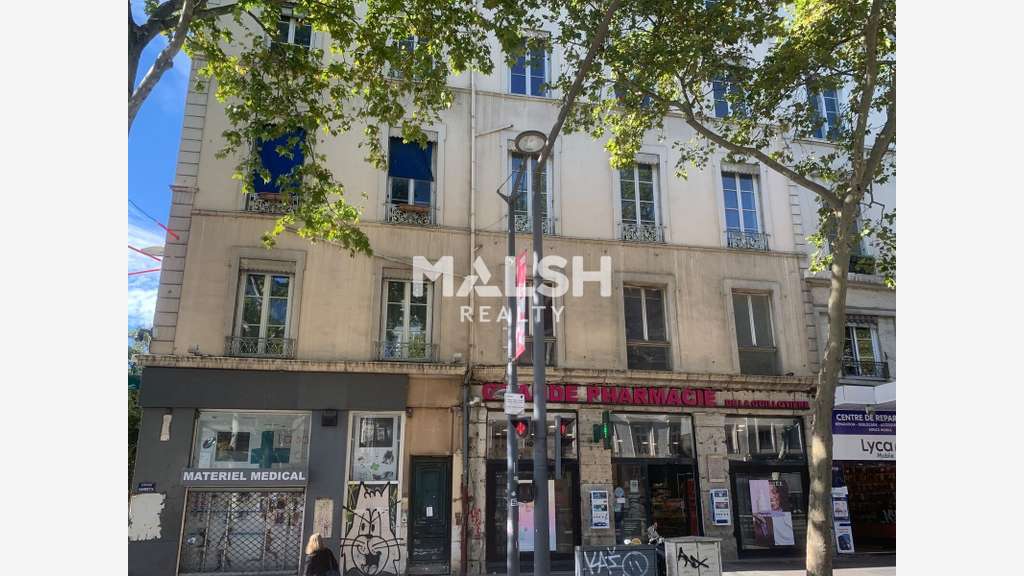 BUREAUX À LOUER - 125 m² - LYON 7