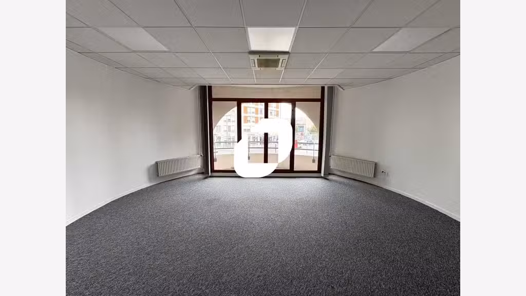A louer Bureaux 2130m² Lyon