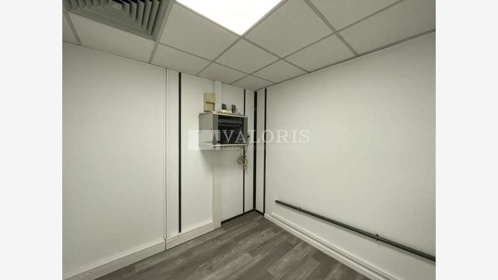 Bureaux 152m² à louer à Lyon 7e Gerland 