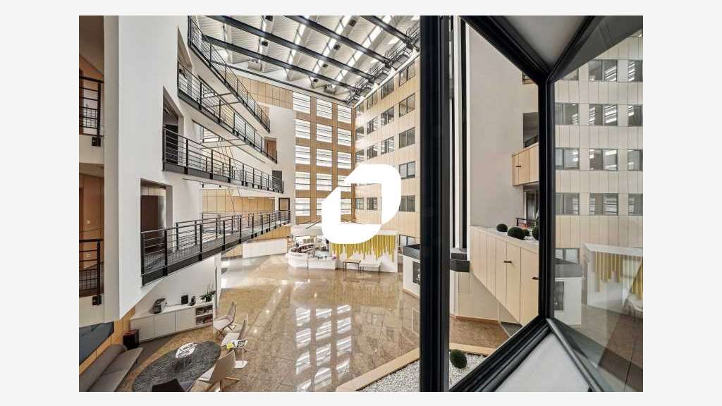 A louer Bureaux 6272m² Lyon