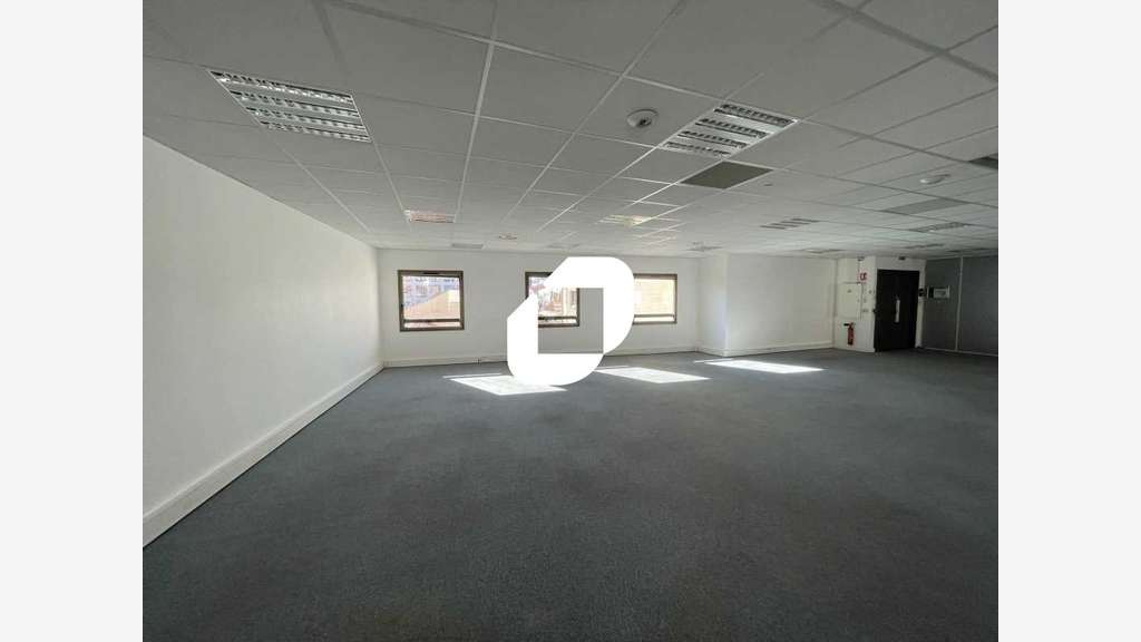 A louer Bureaux 1180m² Lyon