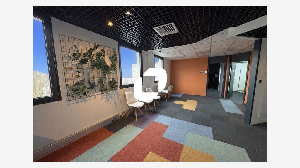 A louer Bureaux 324m² Lyon
