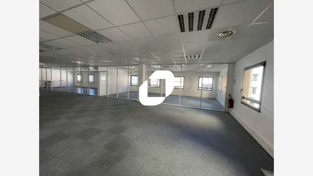 A louer Bureaux 1180m² Lyon