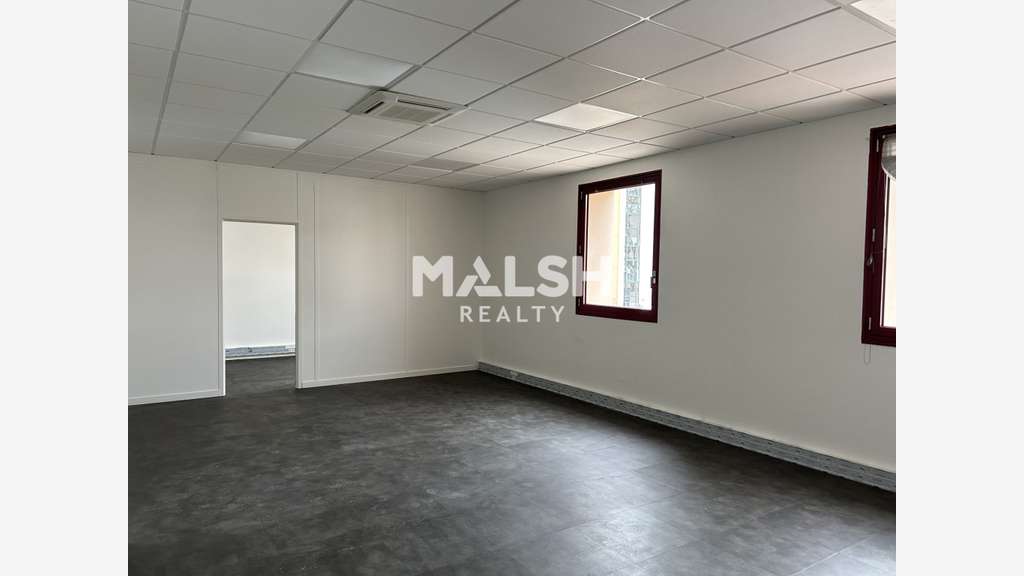 Bureaux 319m² à louer à Gorges de Loup Lyon 9 