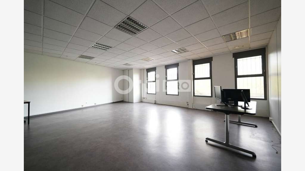 BUREAUX À LOUER  140 m²  LYON 9 (Gorge de Loup)