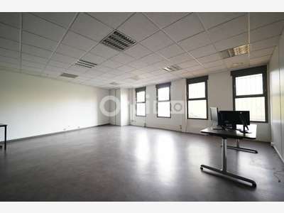 BUREAUX À LOUER  140 m²  LYON 9 (Gorge de Loup)
