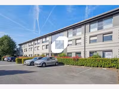 A louer Bureaux 184m² Magny le hongre