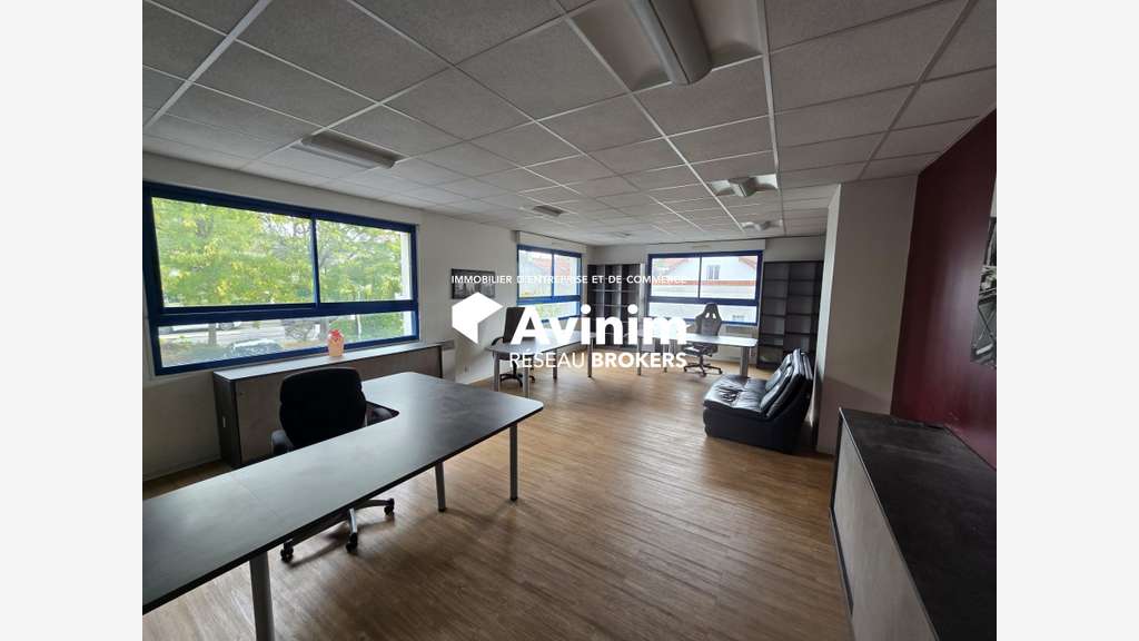 Location bureaux 46m² R+1 sans ascenseur Margency