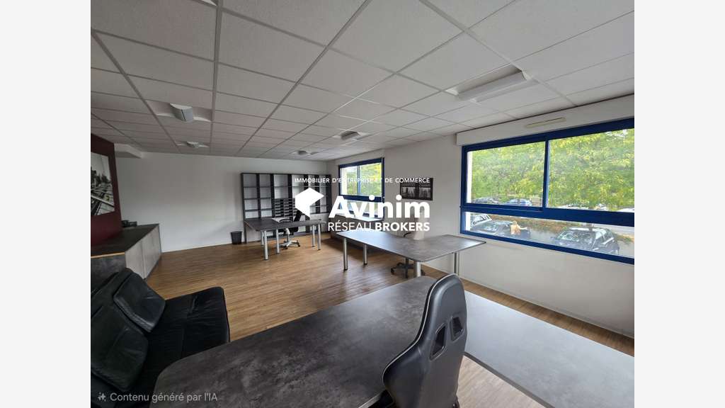 Location bureaux 46m² R+1 sans ascenseur Margency