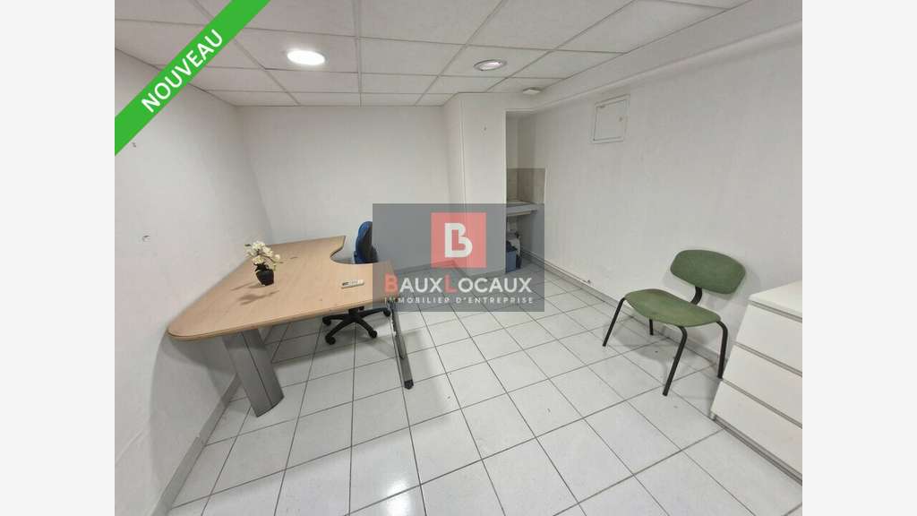 Bureaux 27m² à louer en cabinet médical Marignane