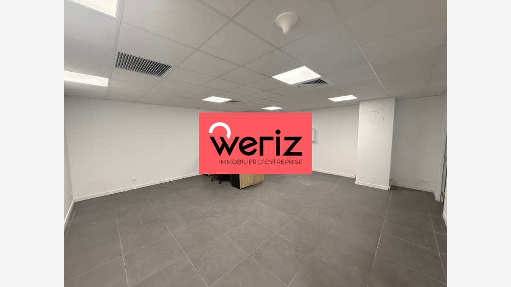 Bureaux 151m² parkings à louer à Marseille 13011