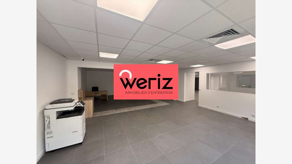 Bureaux 151m² parkings à louer à Marseille 13011