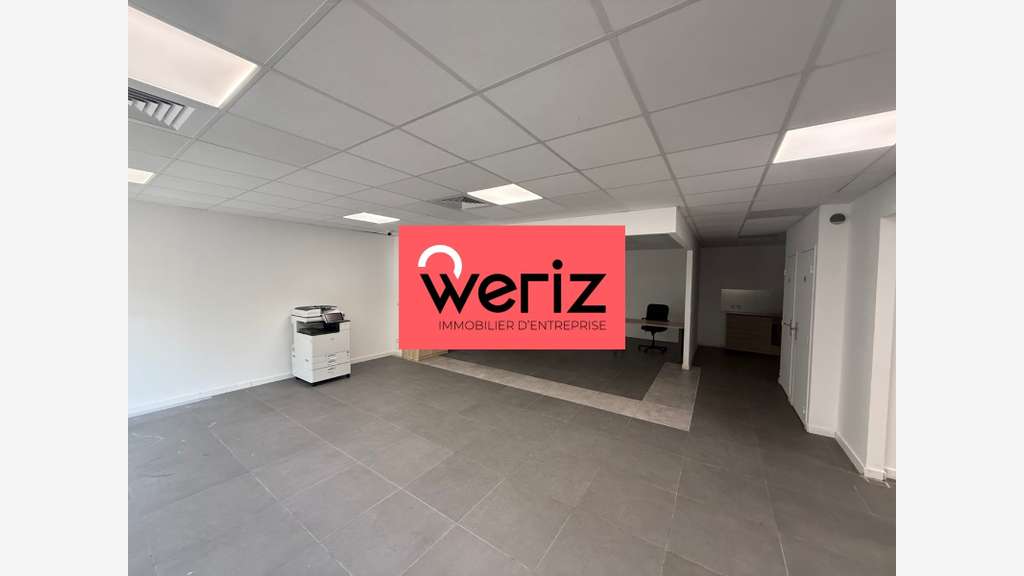 Bureaux 151m² parkings à louer à Marseille 13011