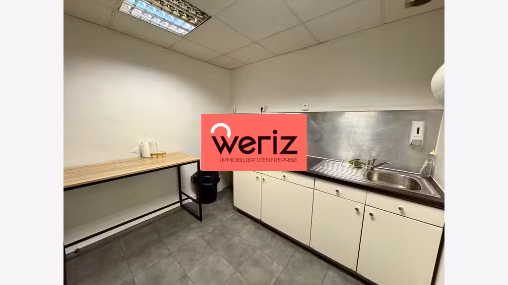 A louer bureaux lumineux 131m² à Marseille 13001