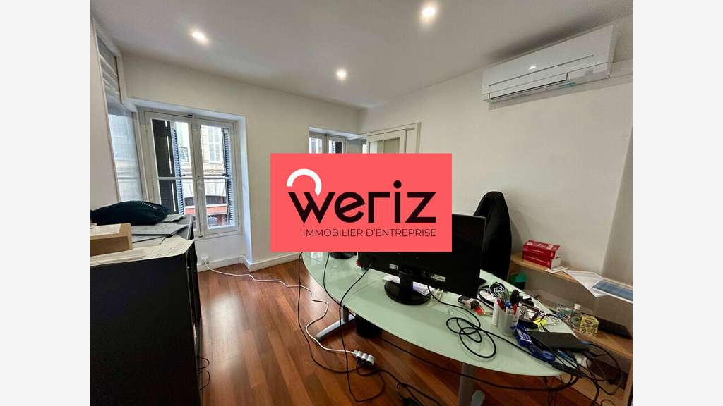 Location bureau 137m² à Marseille 6e