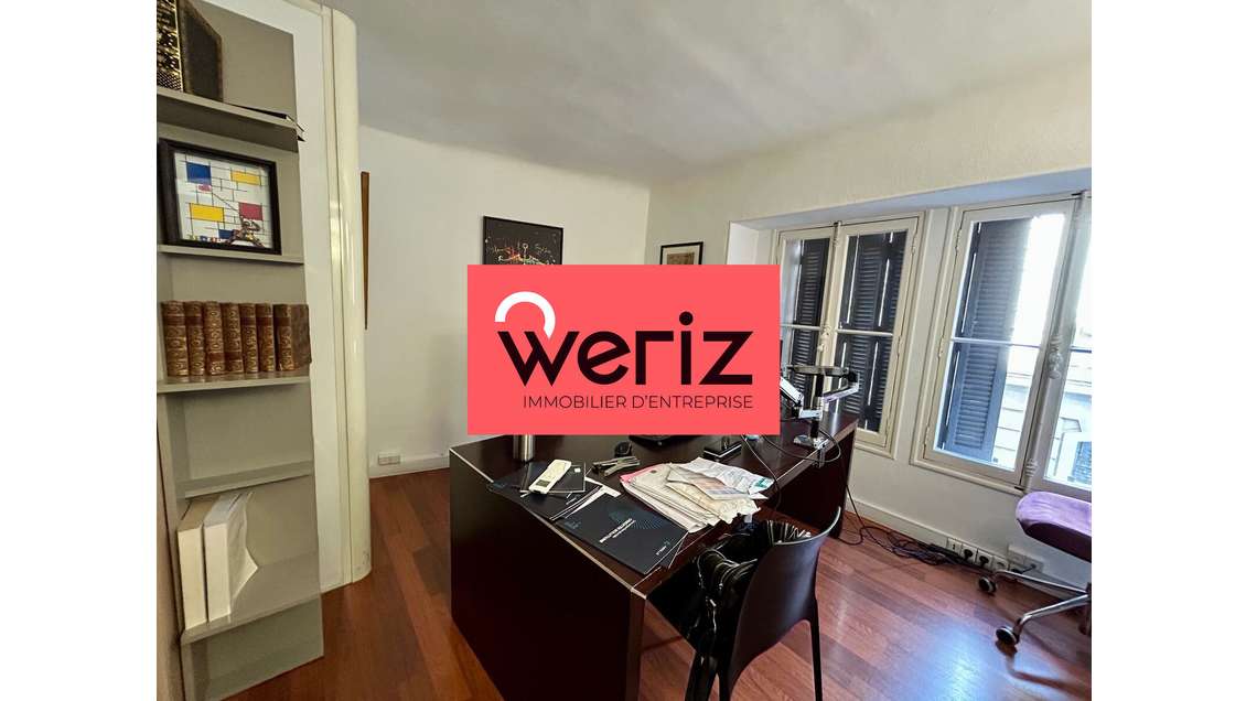 Location bureau 137m² à Marseille 6e