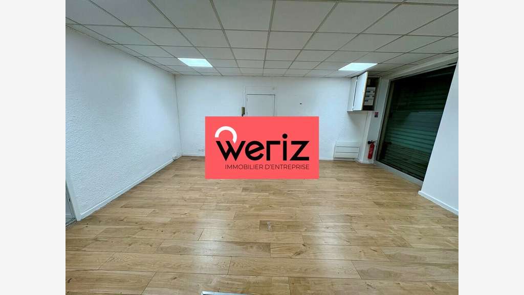 Bureaux 85m² à louer belle vitrine à Marseille 6e