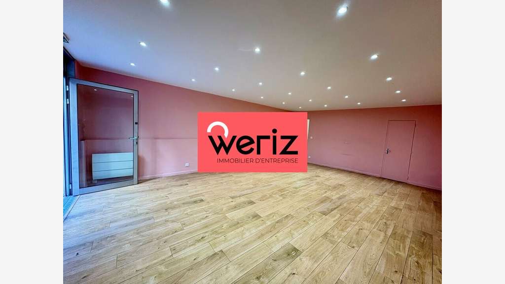 Bureaux 85m² à louer belle vitrine à Marseille 6e