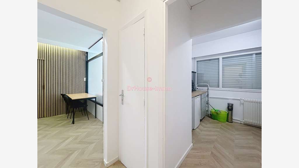 Location bureau 43m² en centre affaires Marseille
