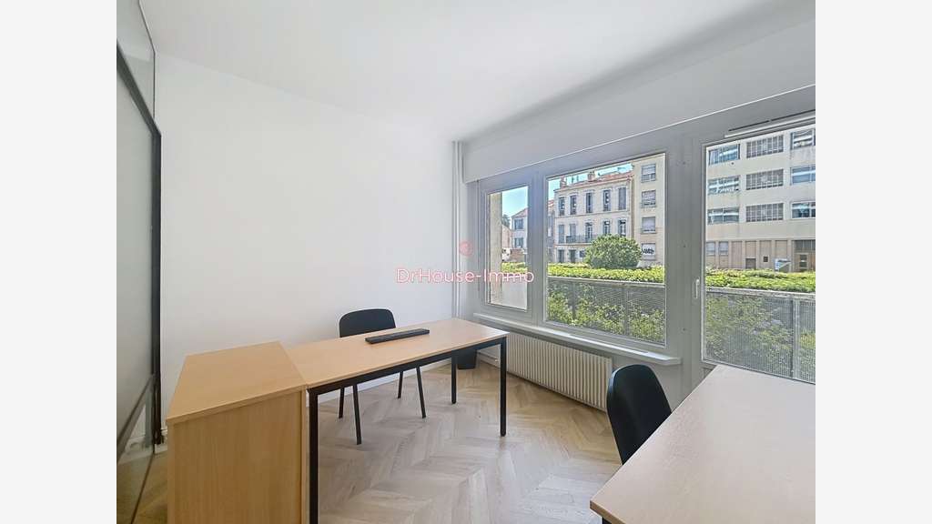 Location bureau 43m² en centre affaires Marseille