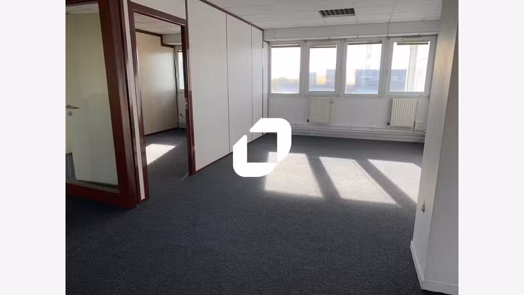 A louer Bureaux 1039m² Massy