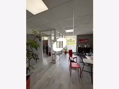 A louer Bureaux 105m² Maule