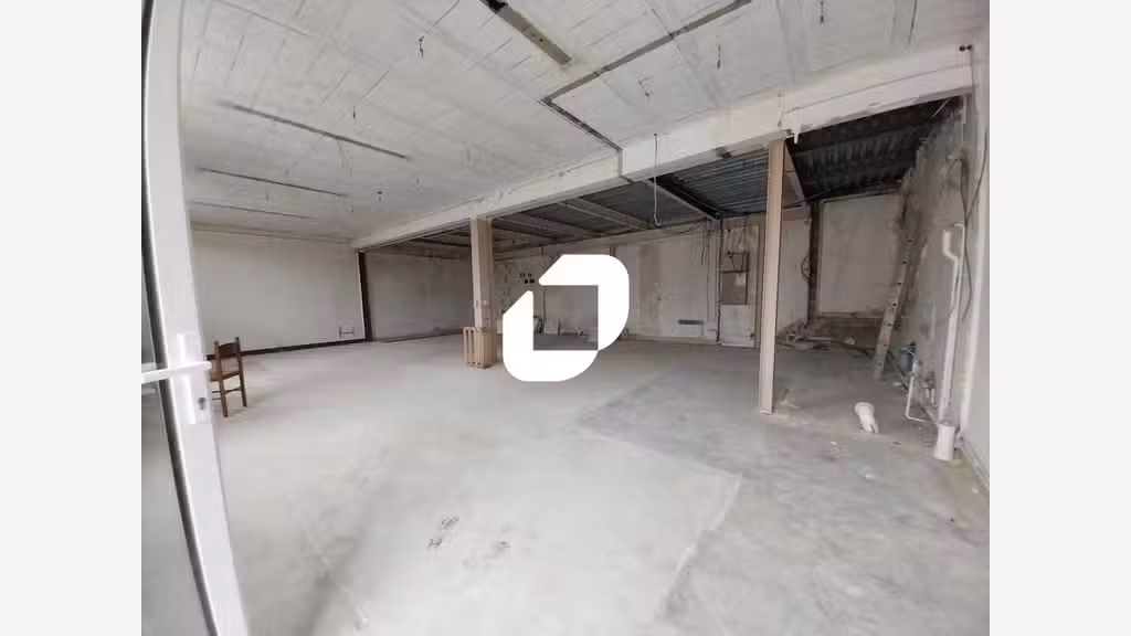 A louer Bureaux 401m² Maurepas