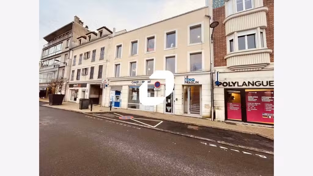 A louer Bureaux 144m² Melun
