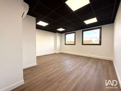 A louer bureau de 130m² au 2ème étage à Melun