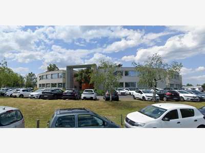 A louer bureaux 170m² RDC sortie N°11 à Mérignac