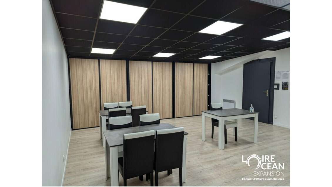Bureau meublé 30m² R+1 à louer à l'Est de Nantes