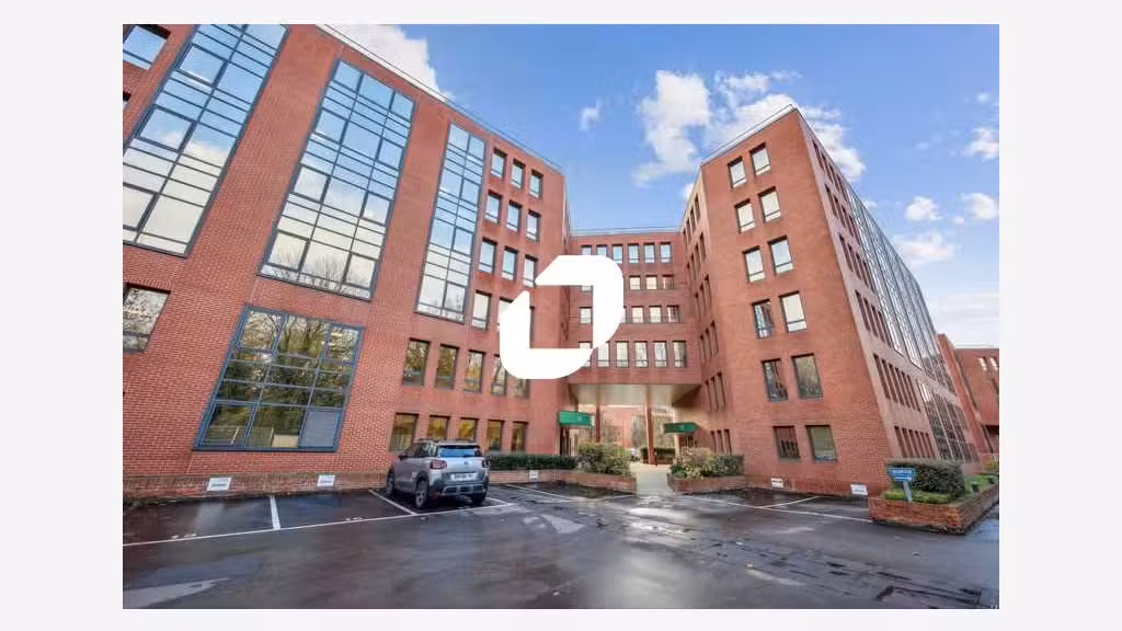 A louer Bureaux 693m² Meudon la foret