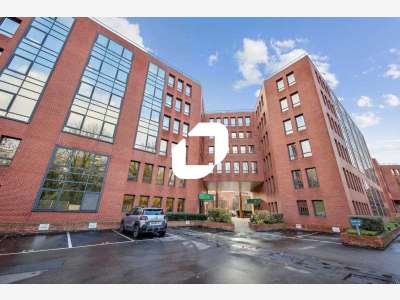 A louer Bureaux 693m² Meudon la foret