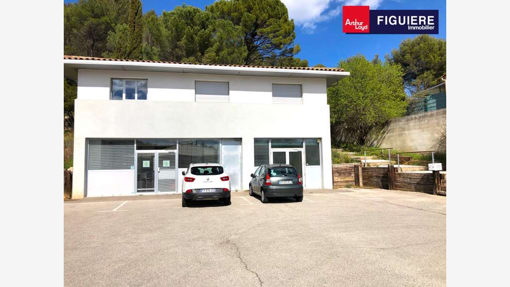 Bureau 38m² en très bon état au Canet de Meyreuil