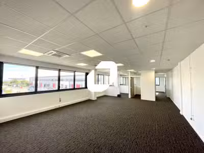 A louer Bureaux 115m² Meyzieu