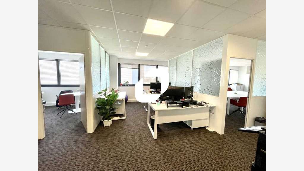 A louer Bureaux 115m² Meyzieu