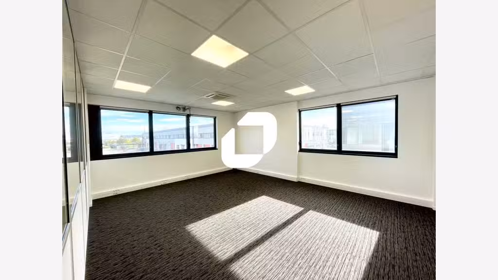 A louer Bureaux 115m² Meyzieu