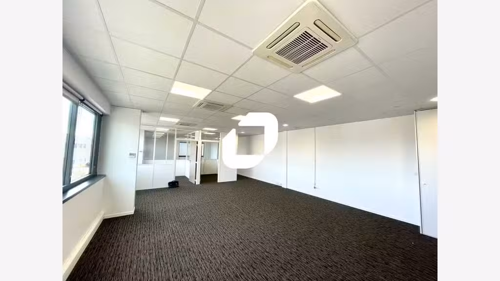 A louer Bureaux 115m² Meyzieu