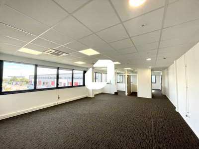 A louer Bureaux 115m² Meyzieu