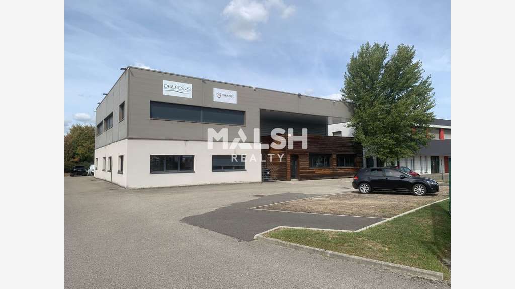 Bureaux à louer 221m² dont 46m² en RDC à Meyzieu