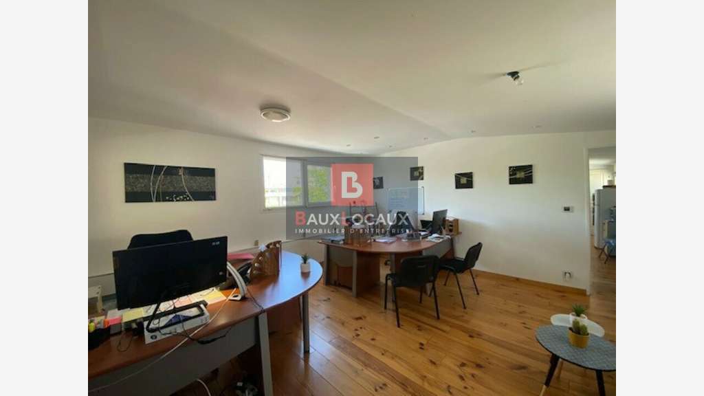 Bureaux avec terrasse à louer à Montfavet Agroparc